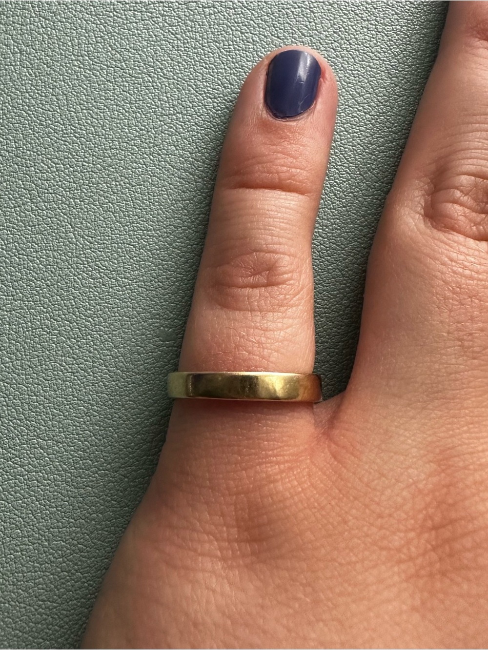 Gold ring band size 8